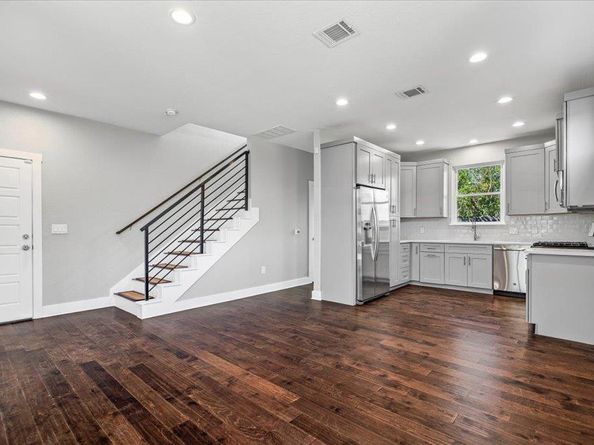 706 Short Kemp St 2, Austin TX 78741