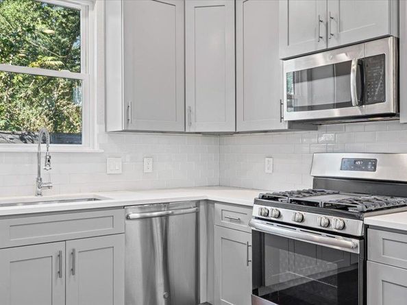 706 Short Kemp St 2, Austin TX 78741