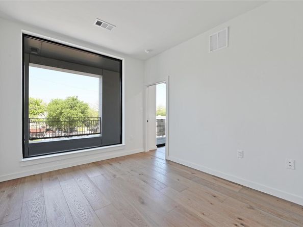 2209 S 1st ST 218, Austin TX 78704