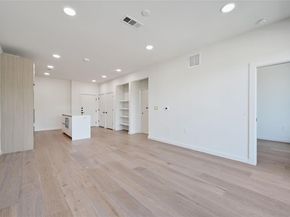 2209 S 1st ST 218, Austin TX 78704