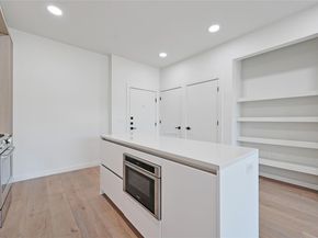 2209 S 1st ST 218, Austin TX 78704