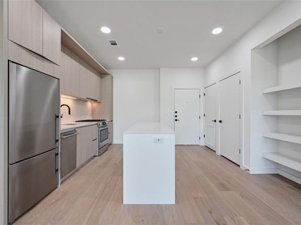 2209 S 1st ST 218, Austin TX 78704