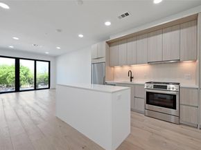 2209 S 1st ST 218, Austin TX 78704