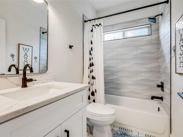 8603 Big Horn CIR, Lago Vista TX 78645