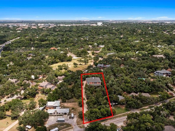 8204 Texas Plume RD, Austin TX 78759