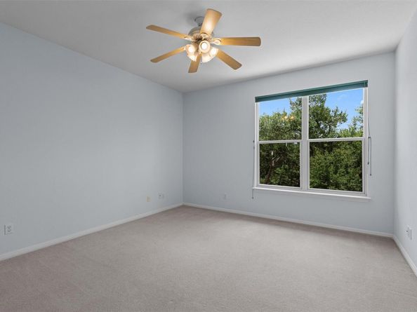 8204 Texas Plume RD, Austin TX 78759