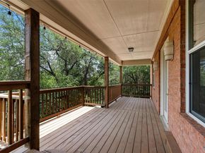 8204 Texas Plume RD, Austin TX 78759
