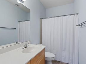 8204 Texas Plume RD, Austin TX 78759