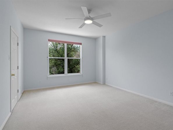 8204 Texas Plume RD, Austin TX 78759