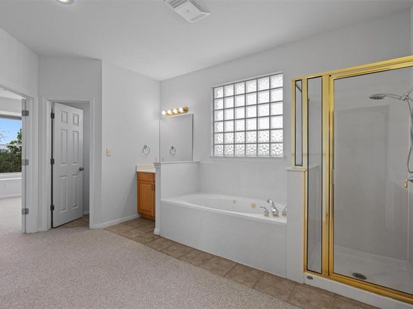 8204 Texas Plume RD, Austin TX 78759