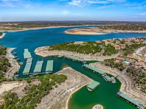 8 Doverland DR, Austin TX 78738