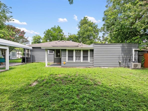 1211 S Church ST, Georgetown TX 78626