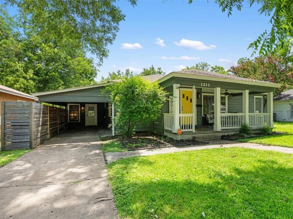 1211 S Church ST, Georgetown TX 78626