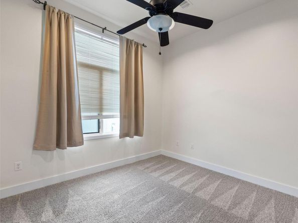 1702 S Lamar BLVD 9, Austin TX 78704