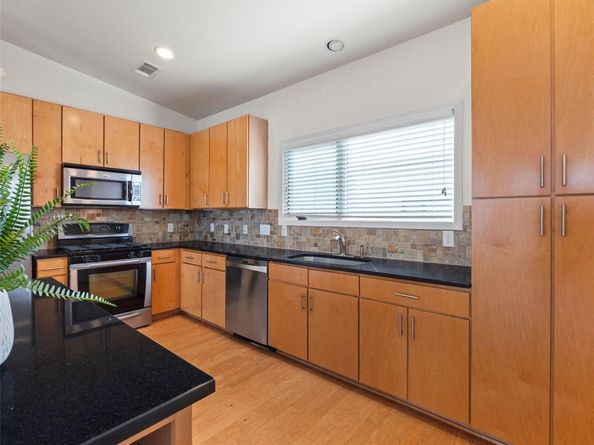 1702 S Lamar BLVD 9, Austin TX 78704