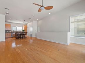 1702 S Lamar BLVD 9, Austin TX 78704