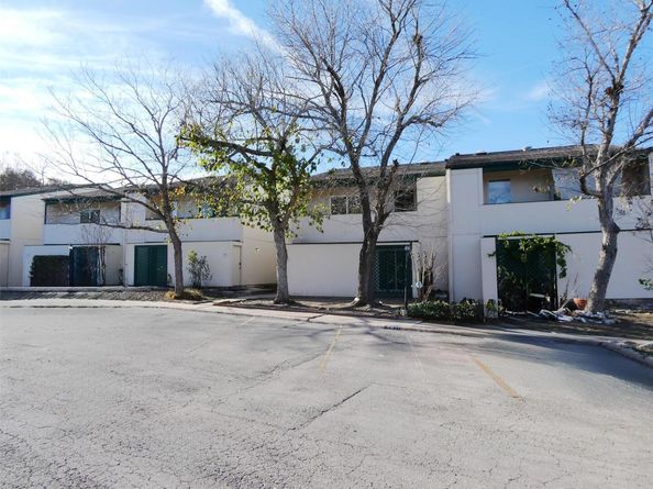 6718 Silvermine Dr 103, Austin TX 78736