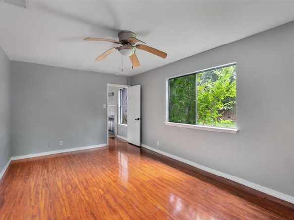 1806 Krizan Ave, Austin TX 78727