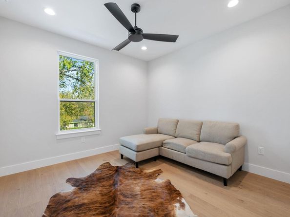 1505 Sylvan Glade, Austin TX 78745