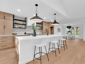 3902 Burr Oak LN, Austin TX 78727