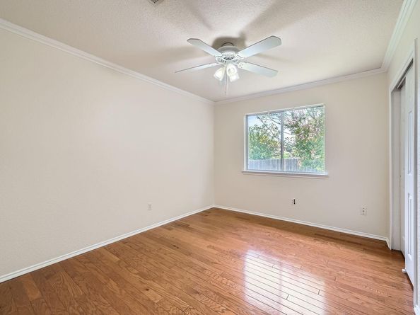 1506 Willow Bluff DR, Pflugerville TX 78660