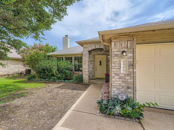 1506 Willow Bluff DR, Pflugerville TX 78660