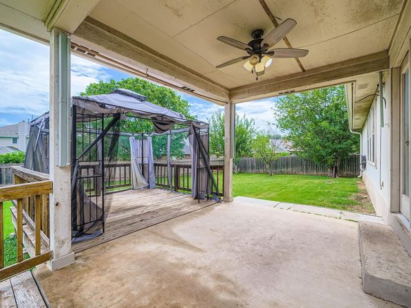 1506 Willow Bluff DR, Pflugerville TX 78660