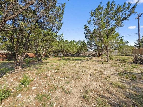 6005 La Mesa ST, Leander TX 78645