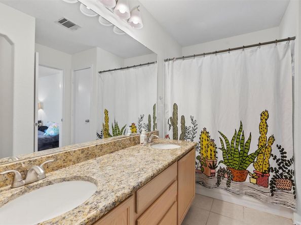 6005 La Mesa ST, Leander TX 78645