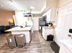 2413 Leon Street 108, Austin TX 78705