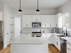1401 Holly ST A, Austin TX 78702