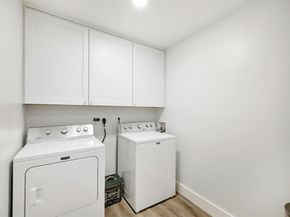 702 Castle Ridge RD B, Austin TX 78746