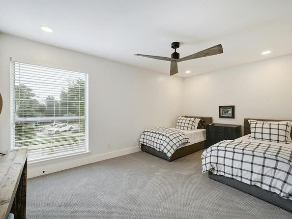 702 Castle Ridge RD B, Austin TX 78746