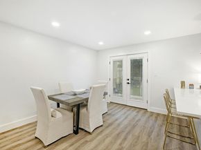 702 Castle Ridge RD B, Austin TX 78746