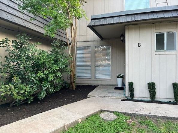 702 Castle Ridge RD B, Austin TX 78746
