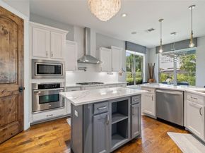201 Aria DR, Lakeway TX 78738