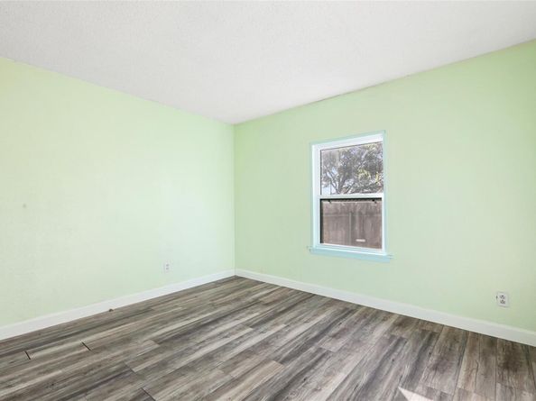 600 W Applegate DR, Austin TX 78753