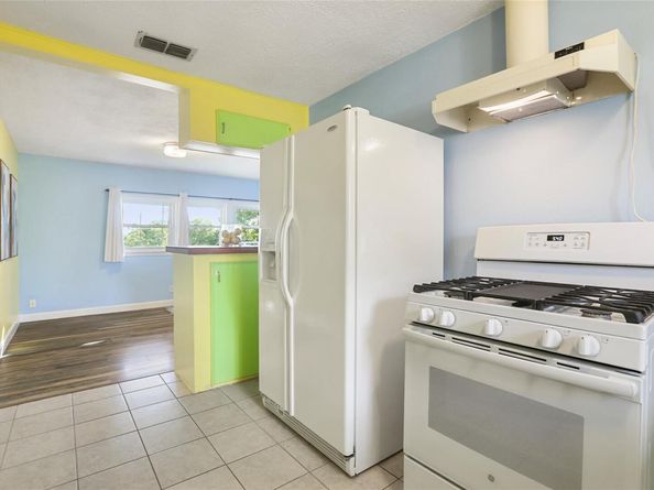 600 W Applegate DR, Austin TX 78753