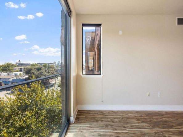 3016 Guadalupe ST 303, Austin TX 78705