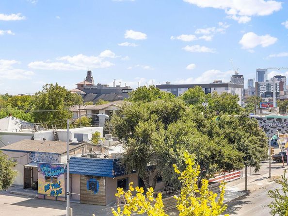 3016 Guadalupe ST 303, Austin TX 78705