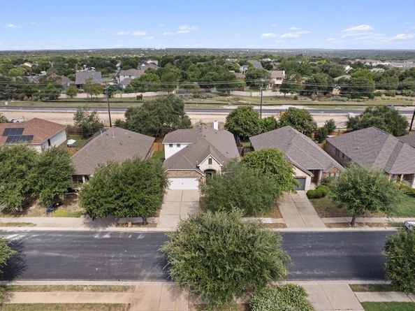 505 Bluehaw DR, Georgetown TX 78628