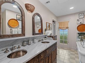 6203 Ledge Mountain DR, Austin TX 78731