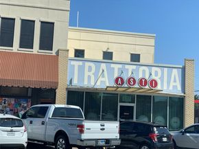 407 E 45th ST 116, Austin TX 78751