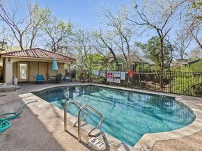 407 E 45th ST 116, Austin TX 78751