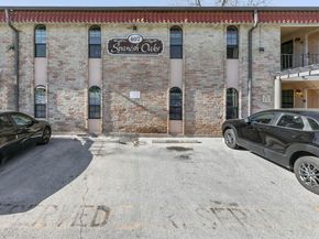 407 E 45th ST 116, Austin TX 78751