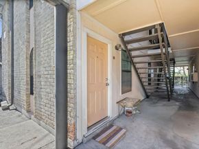 407 E 45th ST 116, Austin TX 78751