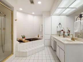 8200 Neely DR 219, Austin TX 78759