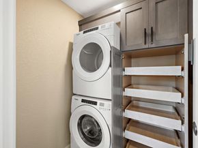 8200 Neely DR 219, Austin TX 78759