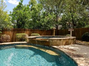 7517 Robert Kleburg LN, Austin TX 78749