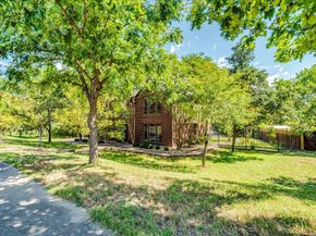 8210 Landsman Dr, Austin TX 78736